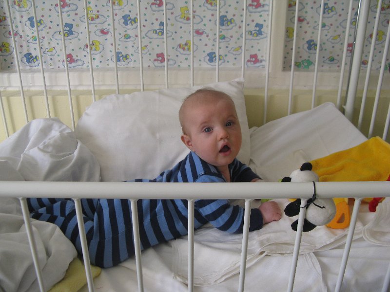 IMG_3377.JPG - I jeszcze dogrywka w szpitalu wojskowym - w tym wieku, a już wojskowy??