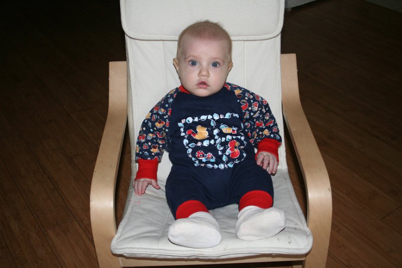 IMG_5341.JPG - Na foteliku